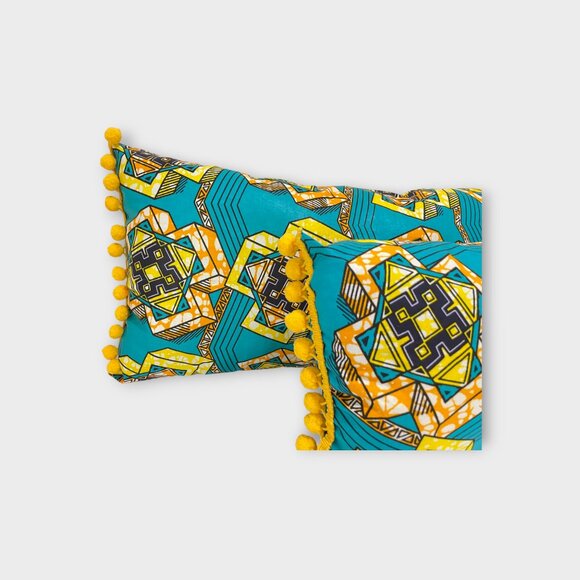 Pair of Ankara lumbar pillows CUBIC - Picture 3 of 4